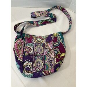 Vera Bradley On The Go Crossbody Bag in the HEATHER Design. Great Condition.